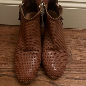 Rag & Bone size 37 brown leather boots